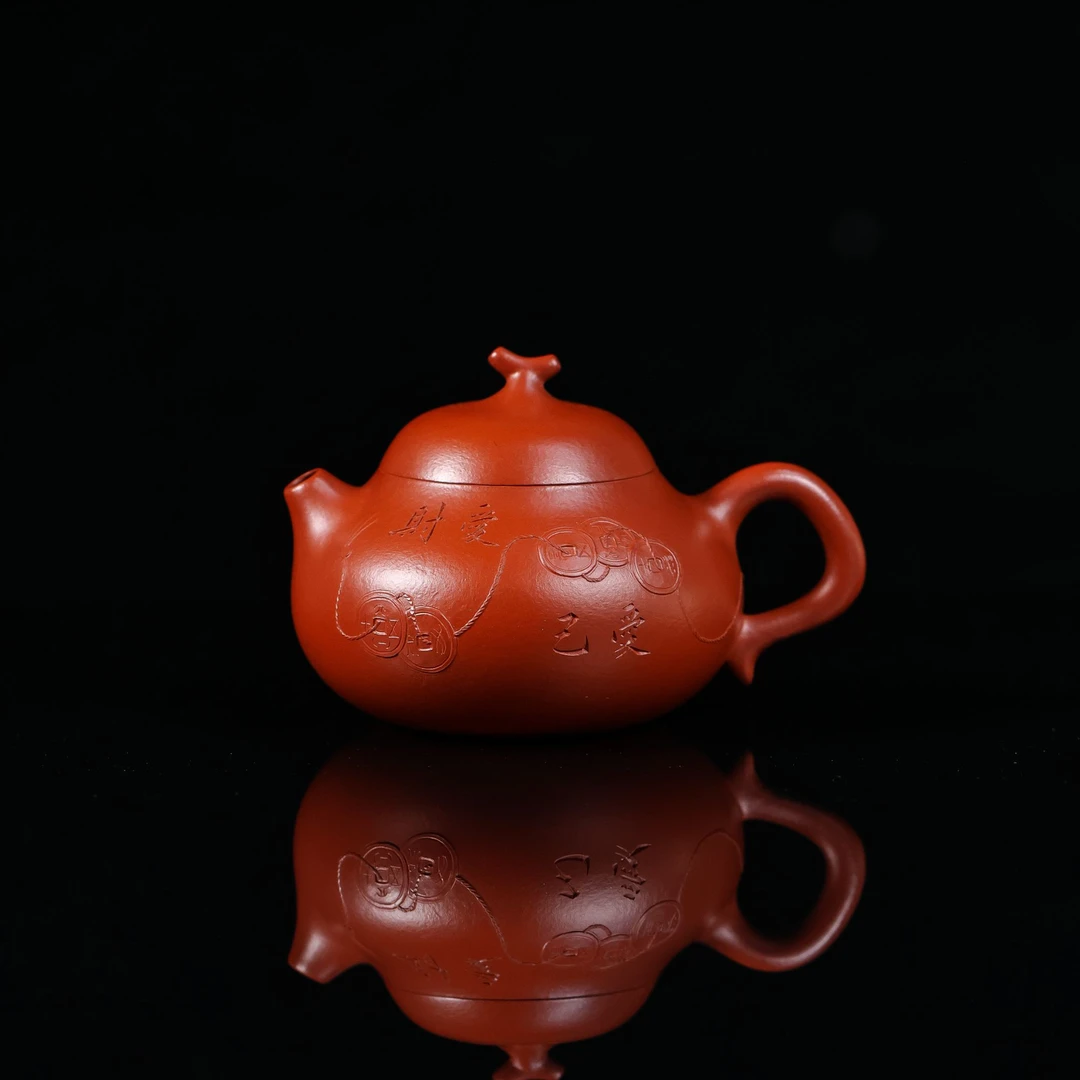 【東言】瓜趣（爱财爱己）马衞荣制-大红袍-110cc（WW00322）