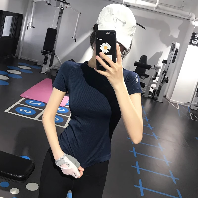 修身运动上衣女跑步T恤显瘦健身服夏季薄款紧身圆领训练瑜伽短袖