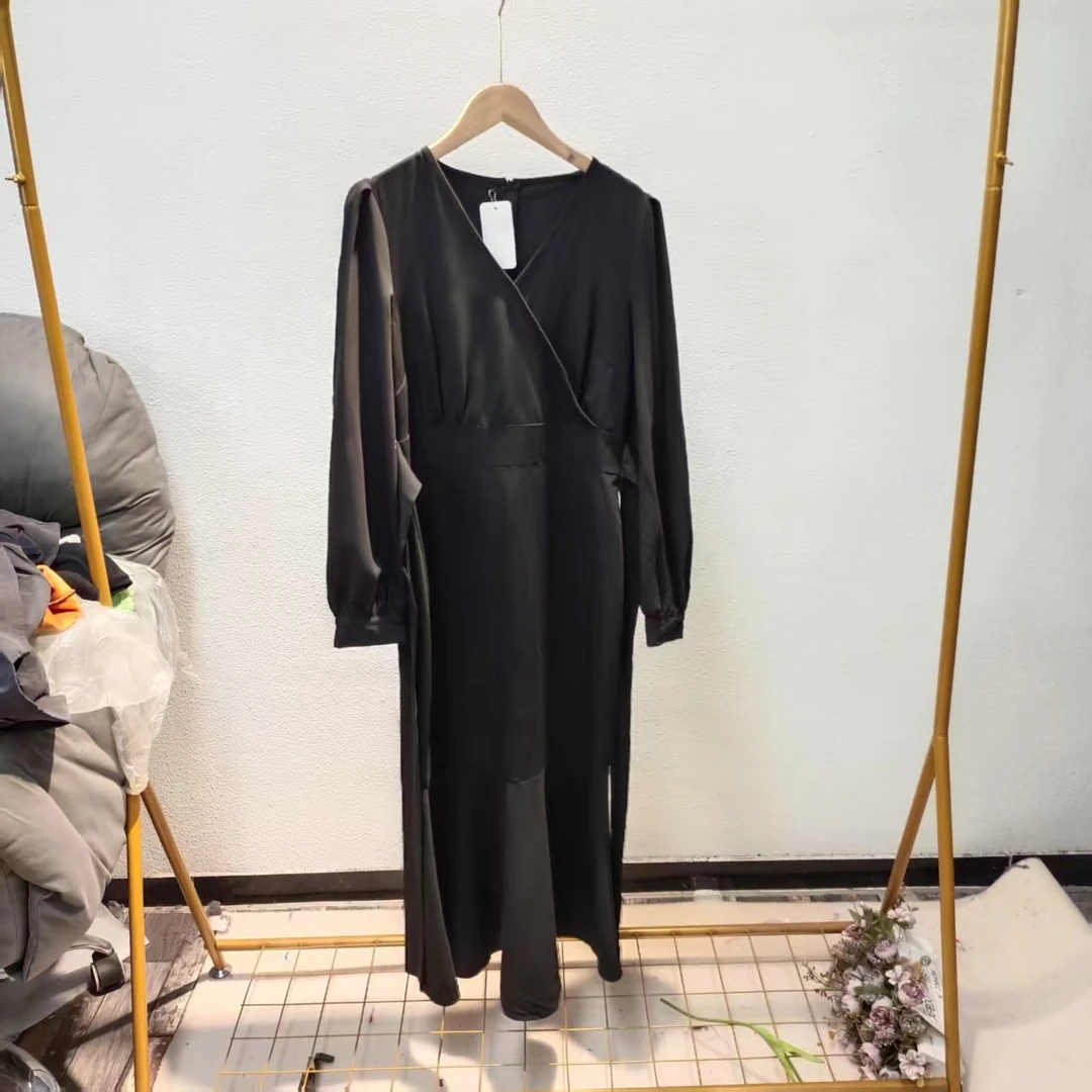 唯琳剪标   4仓T4-1-3537款   交叉V领鱼尾连衣裙