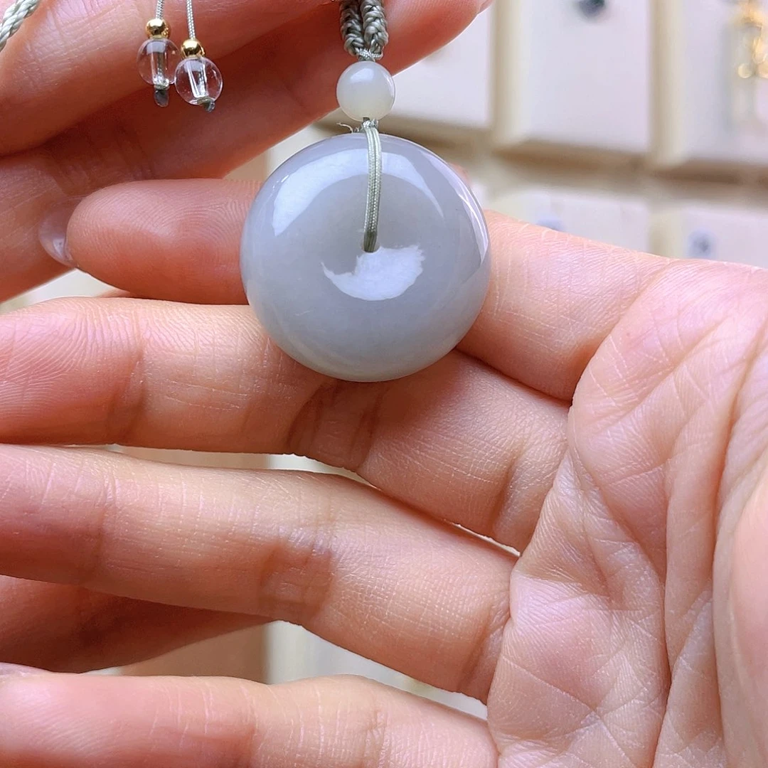 嗨***和田玉未镶嵌吊坠(赠链)