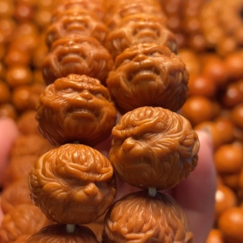 手串猴头核桃英**࿐舞台