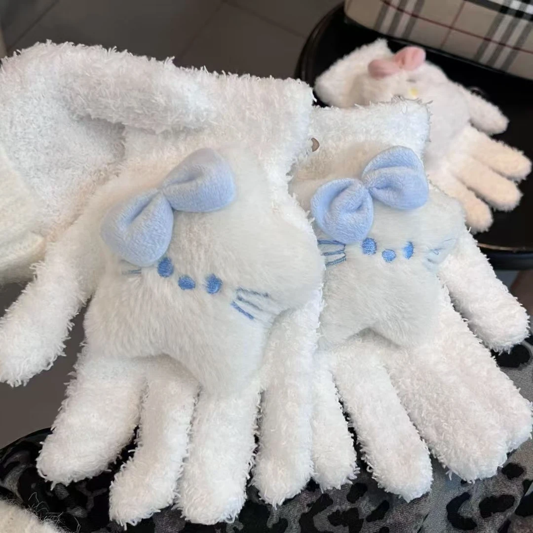 暖呼呼可爱星星Hello Kitty手套女冬季毛绒保暖防寒学生骑行KJW