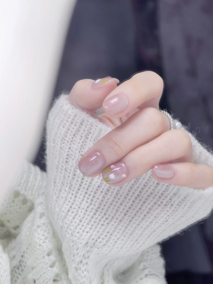 [郁见春色]蝴蝶恋郁金香纯手绘手工穿戴甲春夏款光疗款高级甲显白