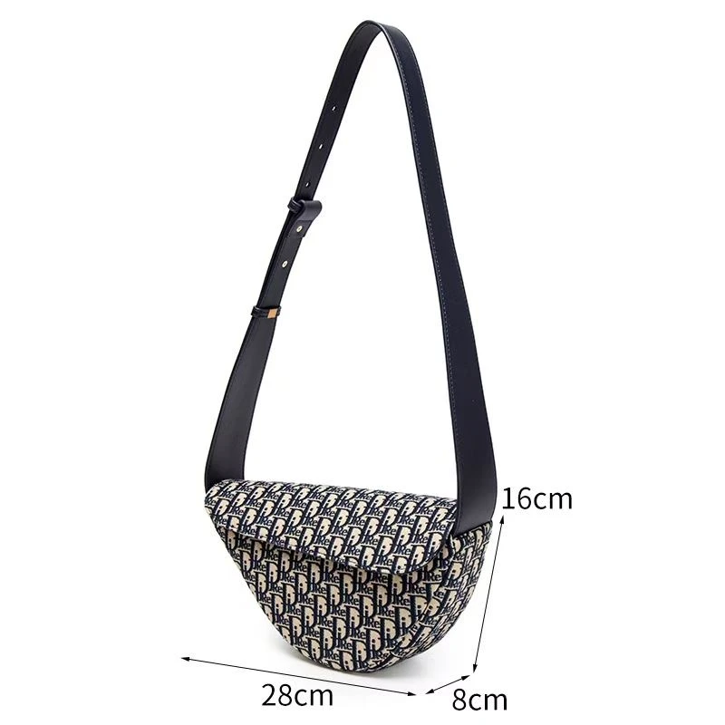 【女神包柜】Djre轻奢品牌女包原创设计师款个性不规则刺绣三角包