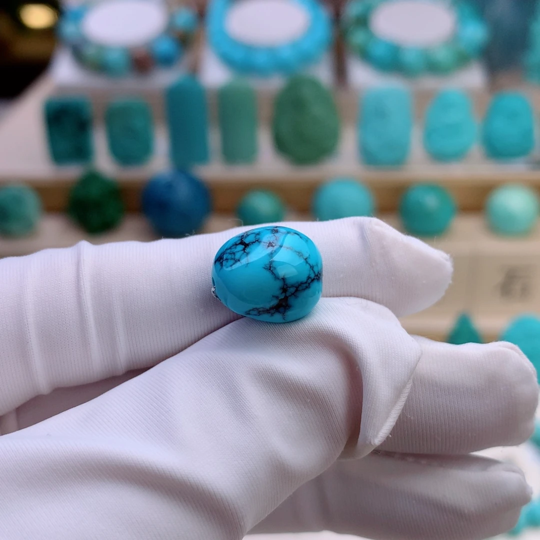 绿松石未镶嵌挂件