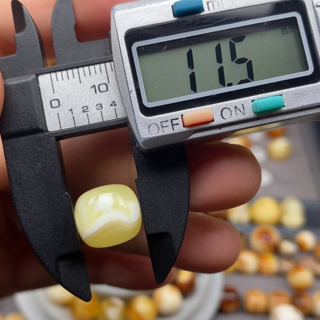 未镶嵌琥珀戒指老型