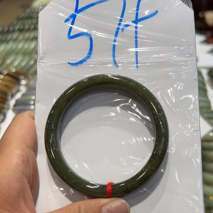 和田玉（糖玉）手镯未镶嵌