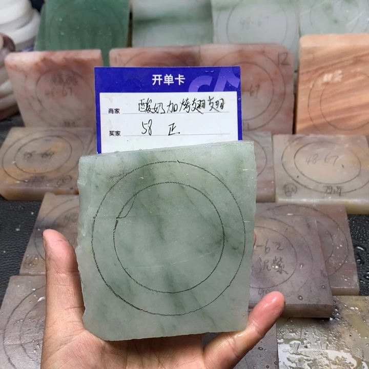 石英质玉手镯未镶嵌酸****0定制手镯