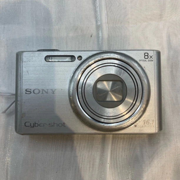 95新 Sony/索尼 索尼w730 1610万像素 8倍光学变焦