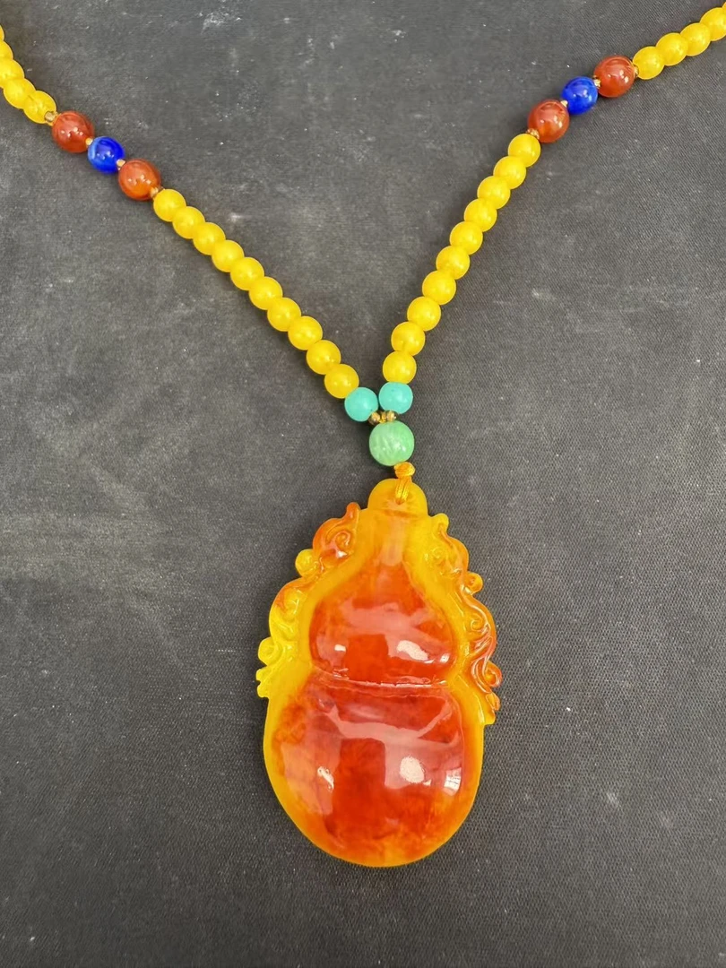 福玉珠宝 091 天然蜜蜡葫芦吊坠送链子