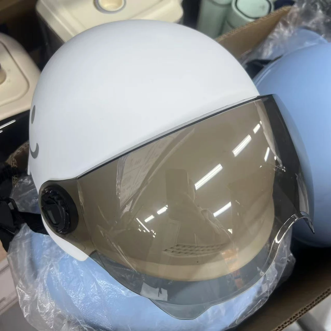 头盔日常配件白色