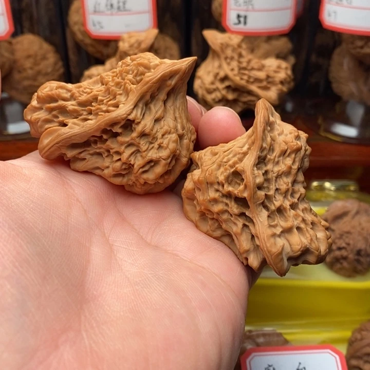 核桃麻核桃小鸟鸳鸯