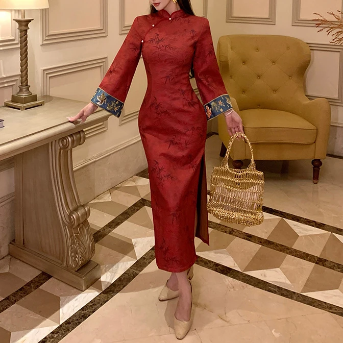 新中式国风旗袍连衣裙长袖加厚冬季红色订婚敬酒服高级感气质裙女