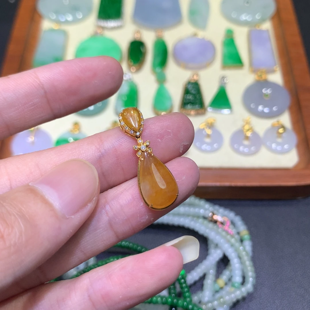 翡翠18K金镶嵌吊坠(不含链)