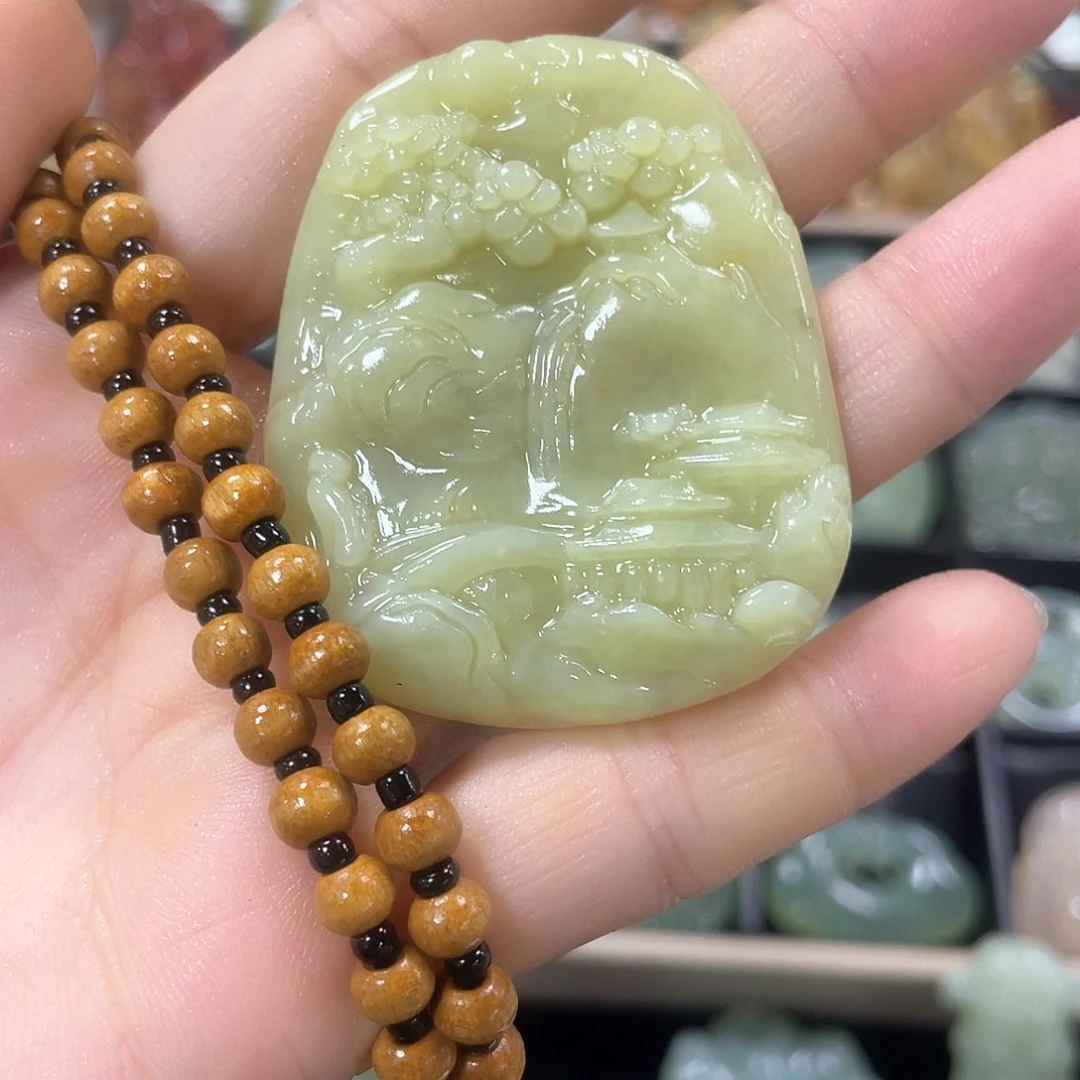 蛇纹石玉颈饰未镶嵌