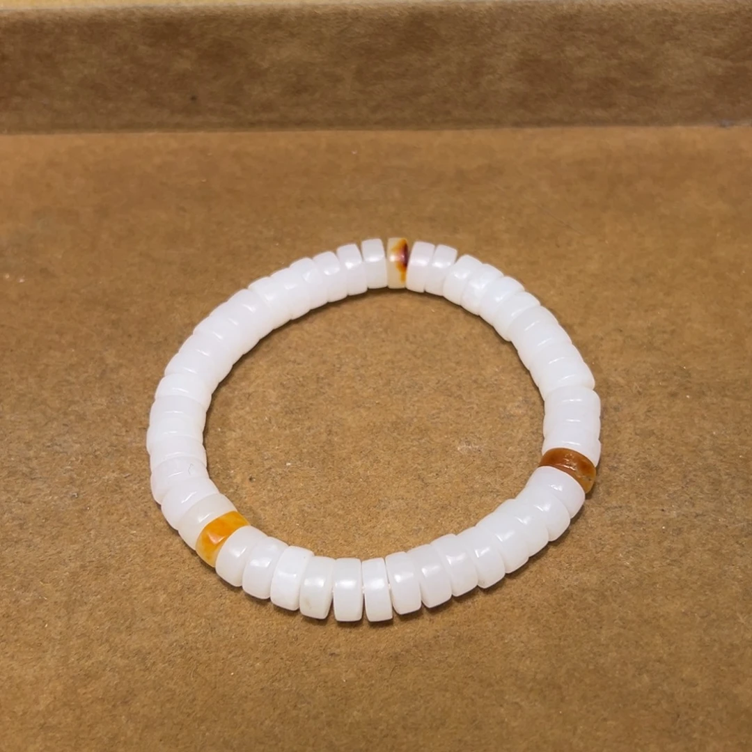 和田玉未镶嵌手串