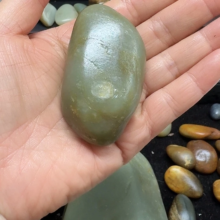 张***旭和田玉（糖玉）未镶嵌挂件