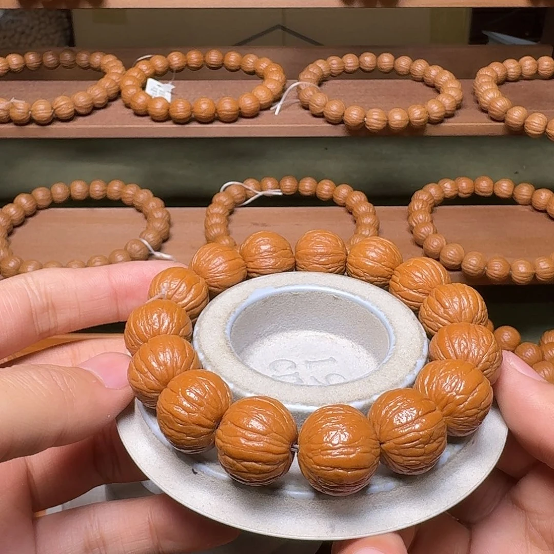 手串猴头核桃一****?18小同尺聚宝盆