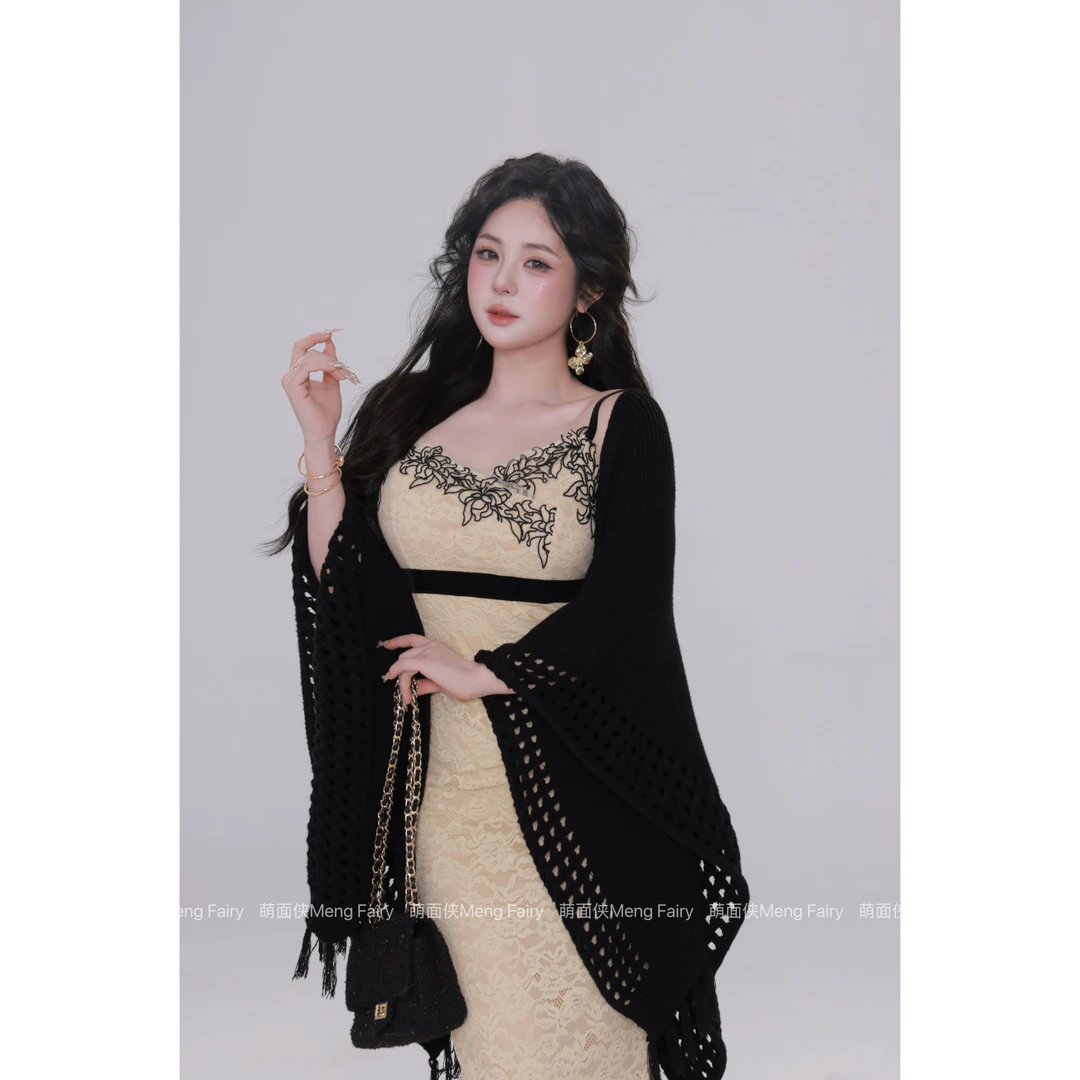 现货萌面侠【香榭绮梦】纯欲修身设计感高腰蕾丝吊带连衣裙6513M