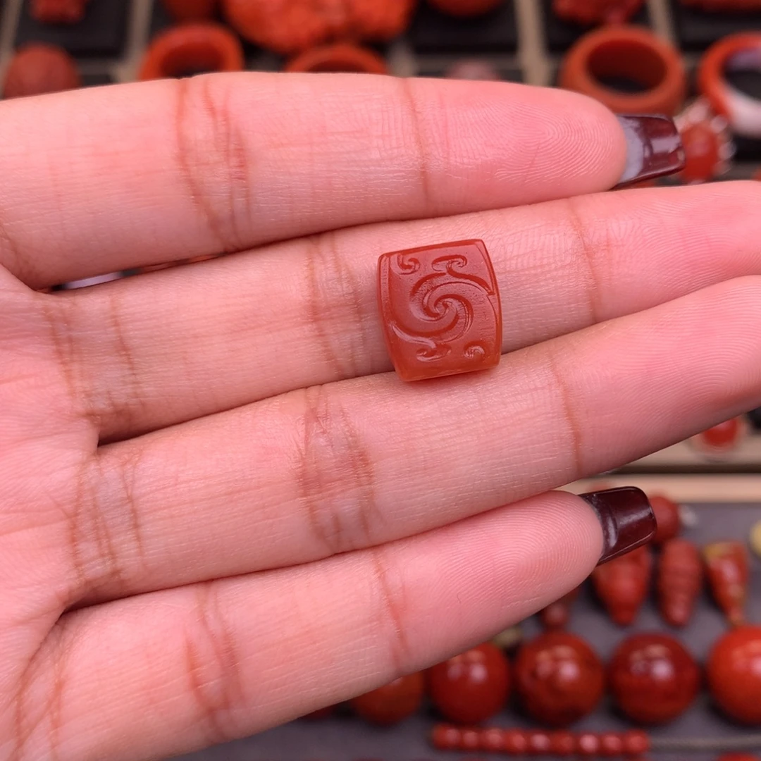 南红玛瑙未镶嵌仿古龙背云11+