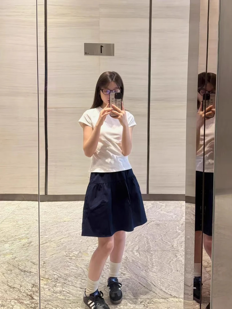 韩系穿搭藏青色半身裙女小个子夏季新款高腰显瘦伞裙设计感a字裙