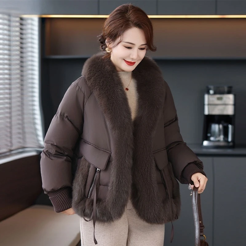 阔太太高端品牌女装妈妈冬装外套2025新款羽绒棉服中老年秋冬棉袄