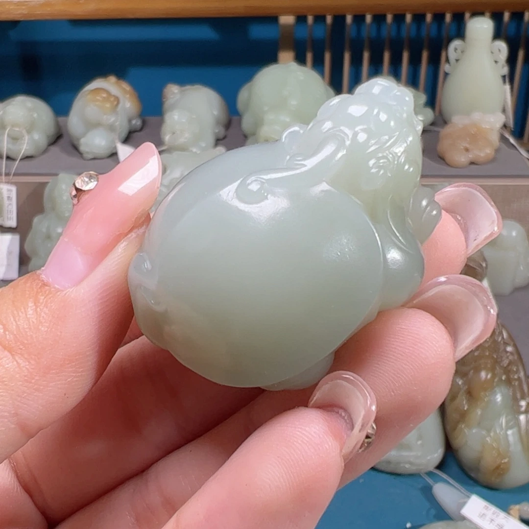 和田玉（糖玉）未镶嵌颈饰