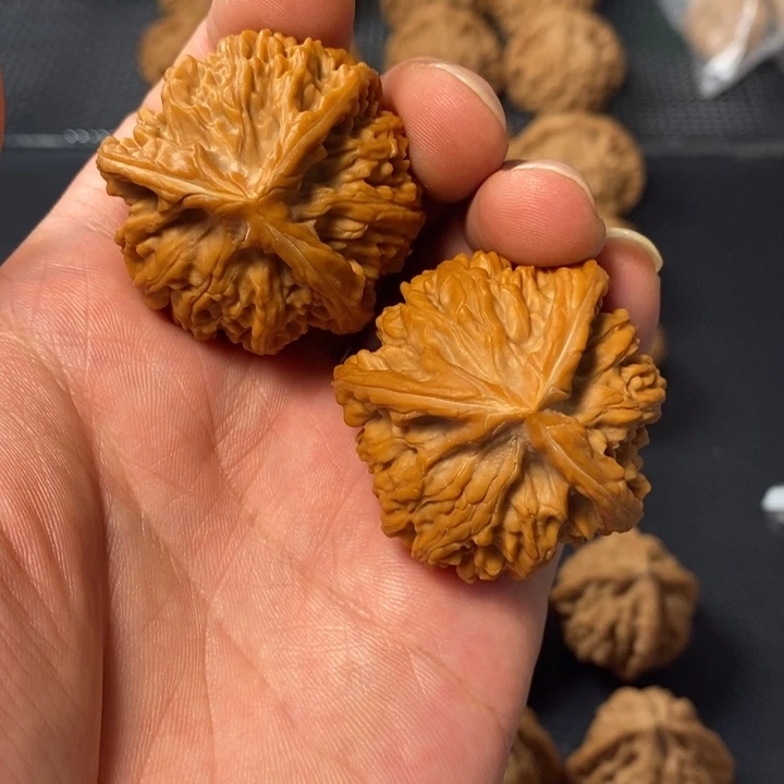 科***兄桃核把件588853588