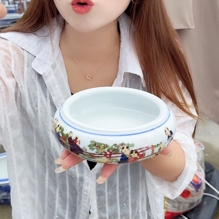 瓷片直径16厘米高5……