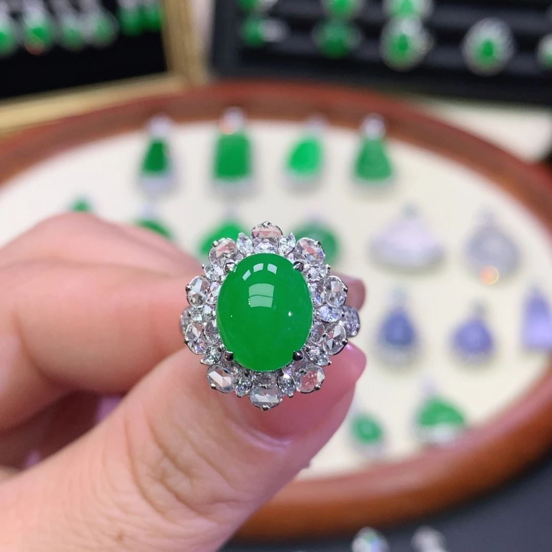 翡翠18K金镶嵌吊坠(不含链)