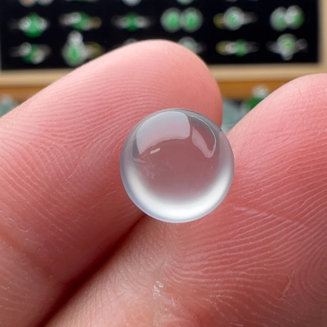 翡翠未镶嵌颈饰蛋面8.3