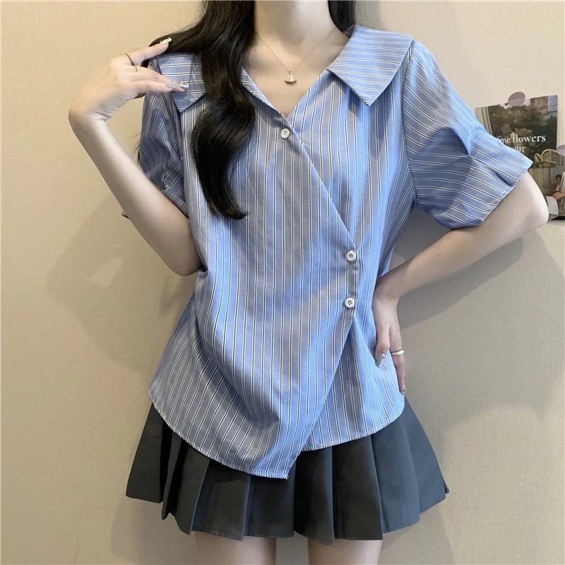 大码法式气质V领短袖衬衫女夏季微胖mm高级感不规则收腰显瘦上衣