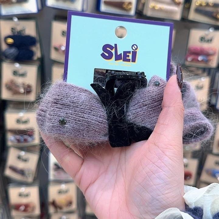 紫色丝绒蝴蝶结抓夹