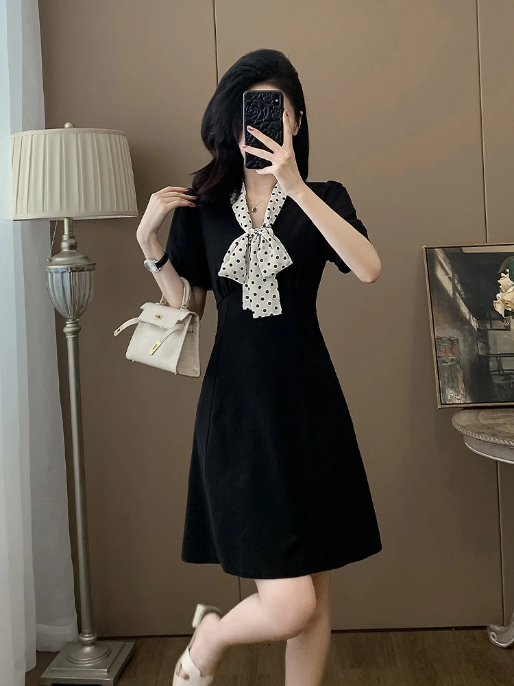 连衣裙法式休闲小黑裙飘带领夏季女装新款波点裙子短袖赫本风短裙