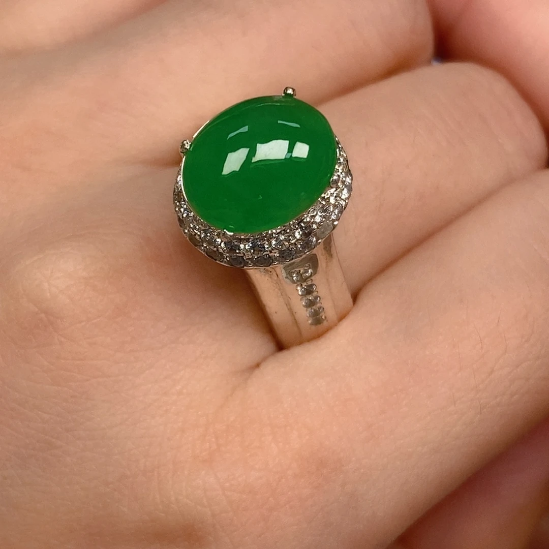 跑***哥翡翠未镶嵌颈饰翡翠