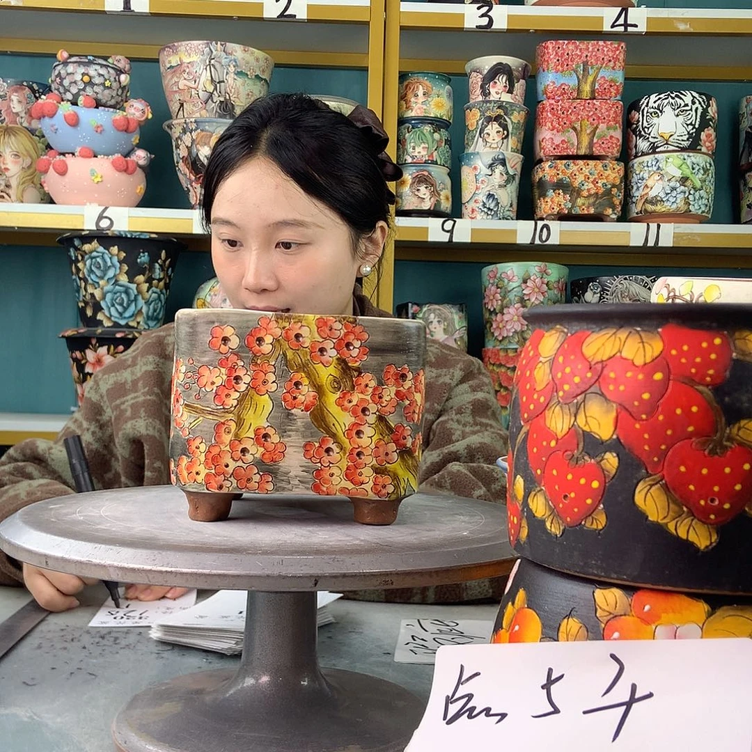 陶景德镇手工花盆320