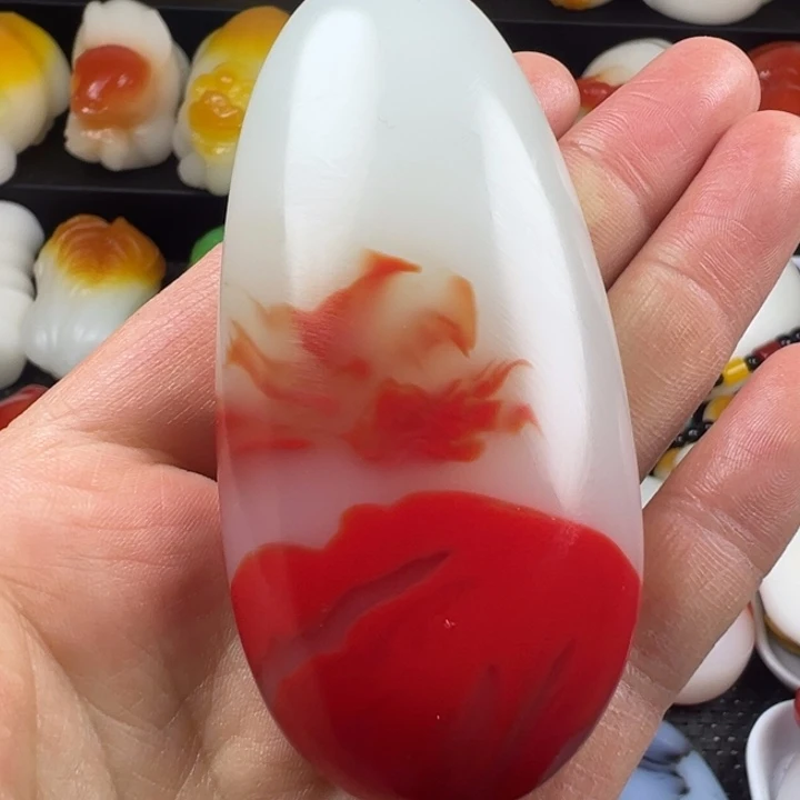 新疆戈壁五彩石金丝