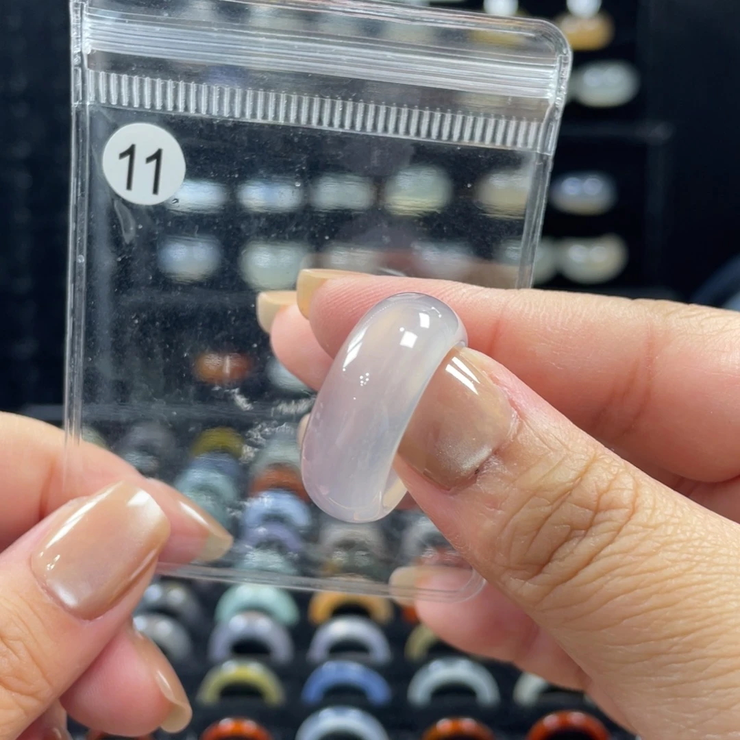 玛瑙/玉髓未镶嵌戒指11号港码22直径19.5（非质量问题.不退不换）