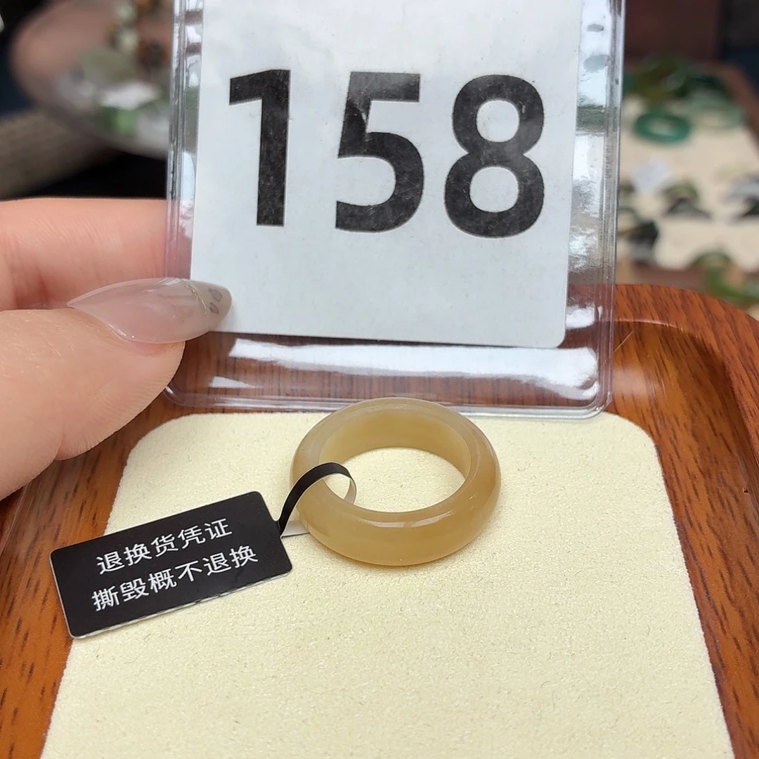 和田玉未镶嵌戒圈