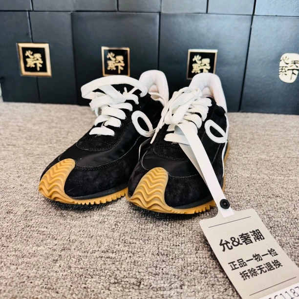99新 LOEWE/罗意威 麂皮拼接德训鞋 37码ysc1187