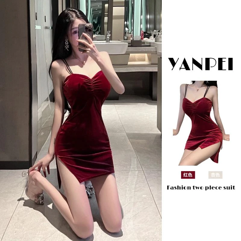 热辣性感金丝绒吊带连衣裙女早秋气质女神范修身开叉打底包臀裙子