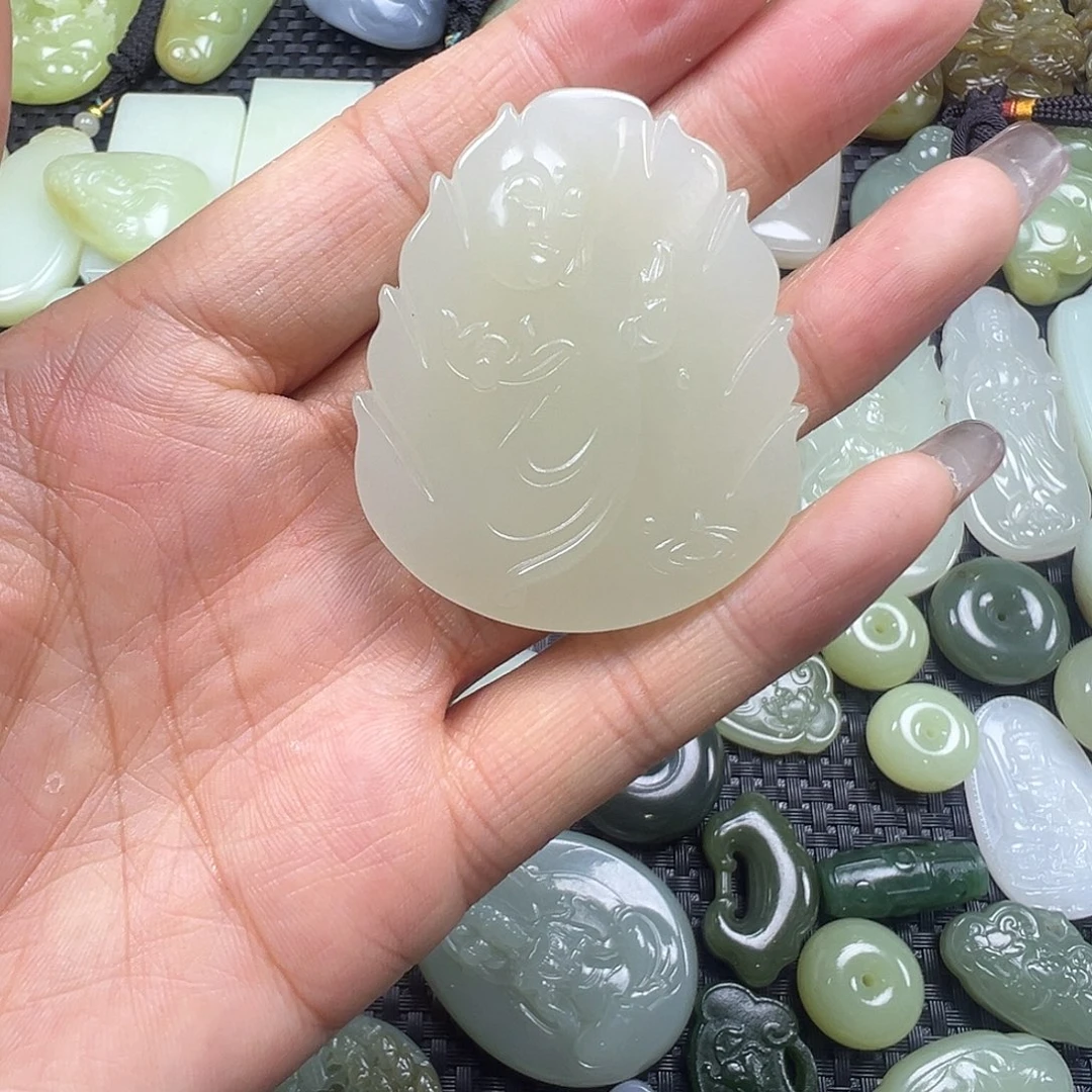 和田玉未镶嵌吊坠(不含链)卡48.4