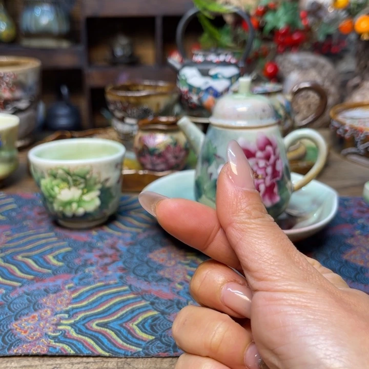 瓷片?****话预存40～～～～