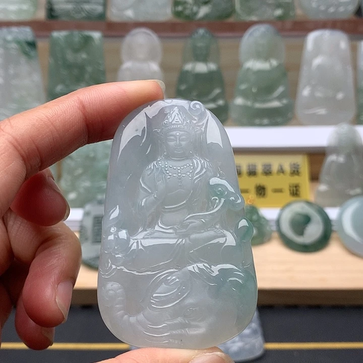 翡翠未镶嵌颈饰普贤