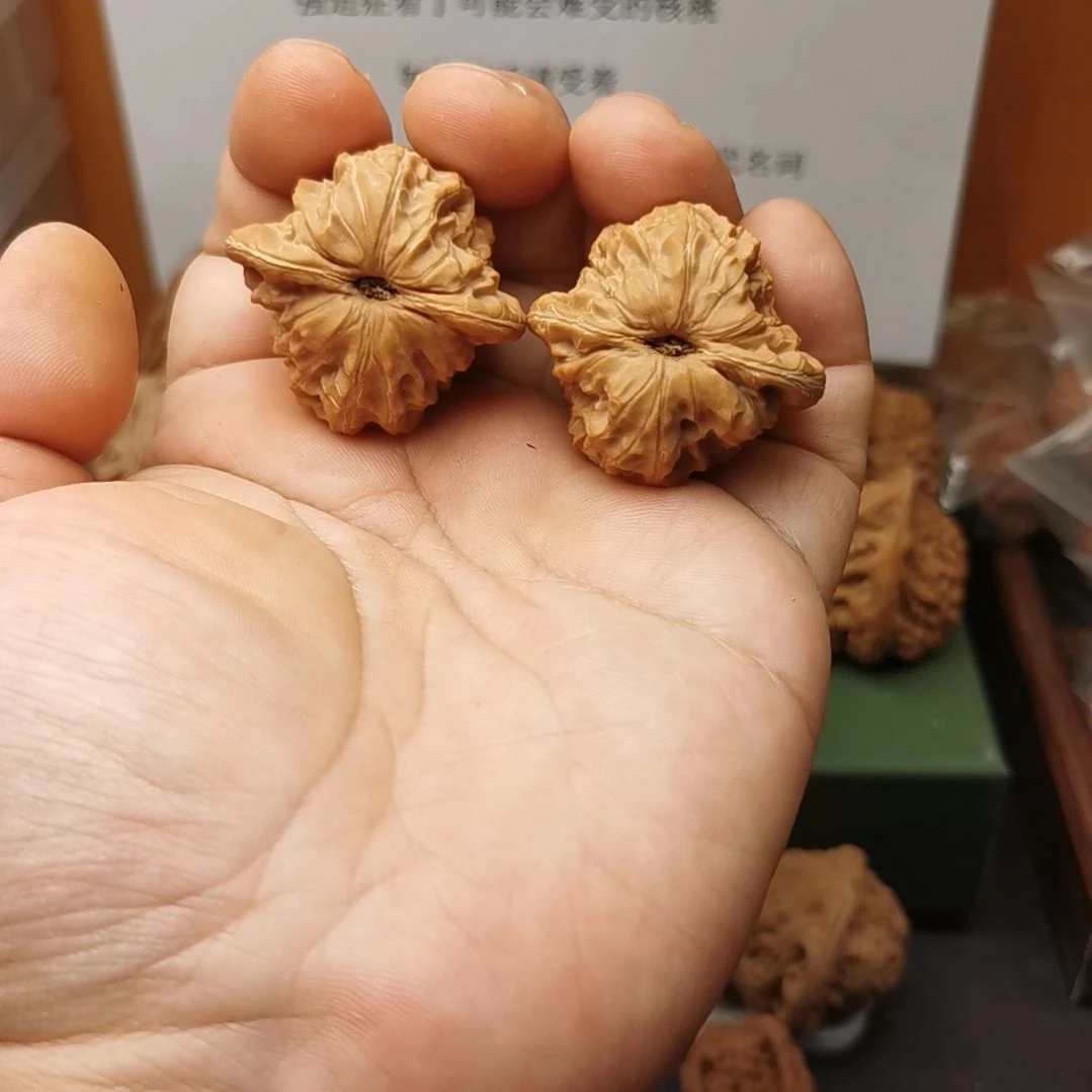 文玩核桃吊坠福利白蛇谷
