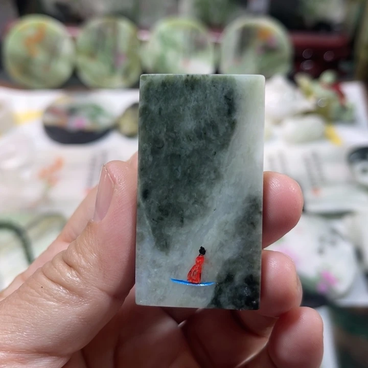 独山玉未镶嵌颈饰