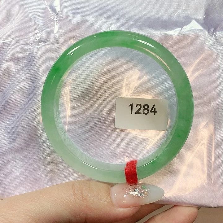 翡翠手镯未镶嵌天然翡翠手镯54