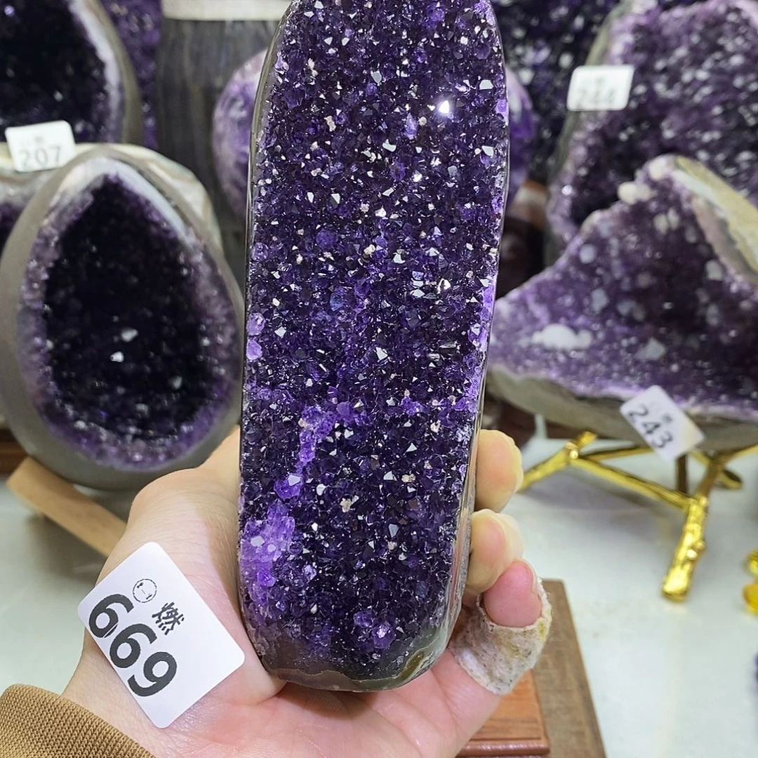 大型摆件（非配饰）紫晶未镶嵌