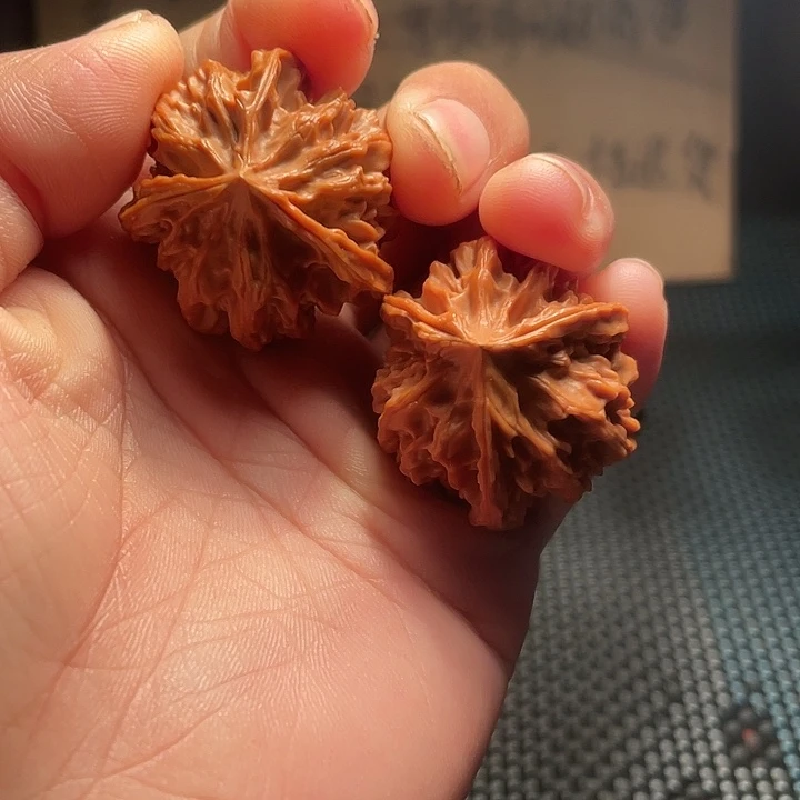 文玩核桃吊坠35mm野生龙门涧三棱