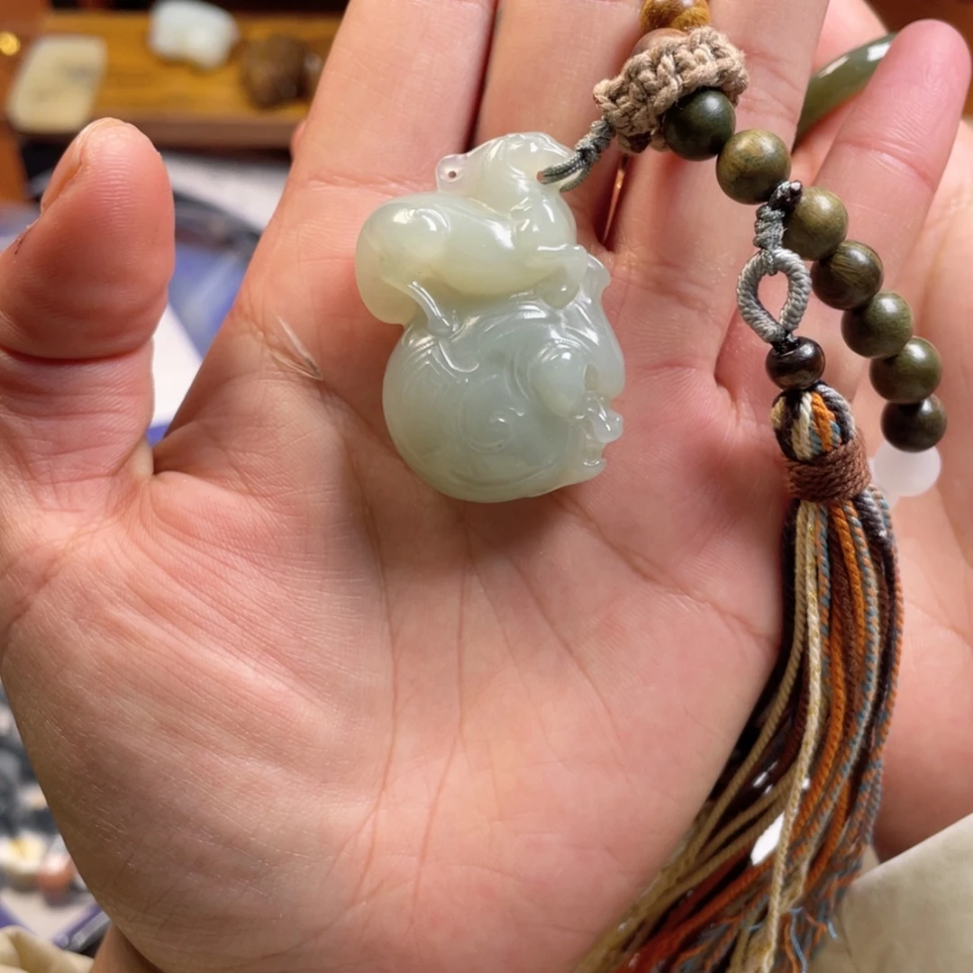 和田玉（糖玉）未镶嵌车挂